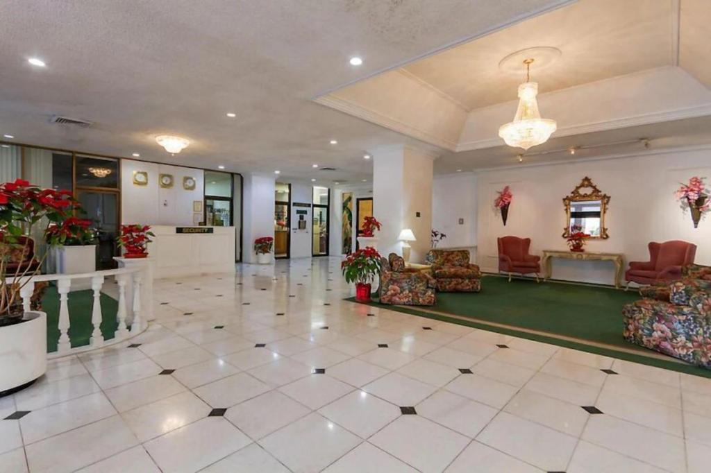 Heart Of Waikiki,1Bdrm,Free Parking, Wifi,No Resort Fees,Youtube,Netflix ! Honolulu Exteriér fotografie